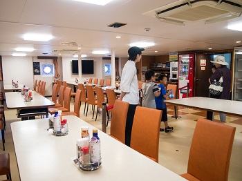 海底広域研究船 かいめい