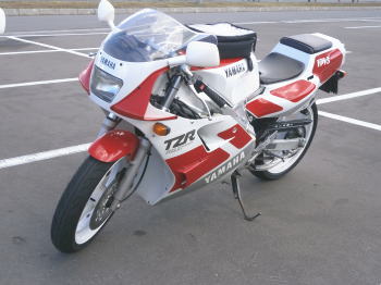 }nTZR250